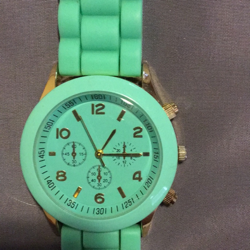 Turquoise watch - Picture 2 of 2